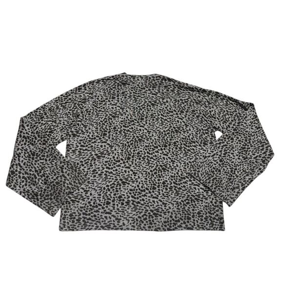 NWT Monrow grey leopard cashmere blend bell sleeve sweater size large - Picture 6 of 9